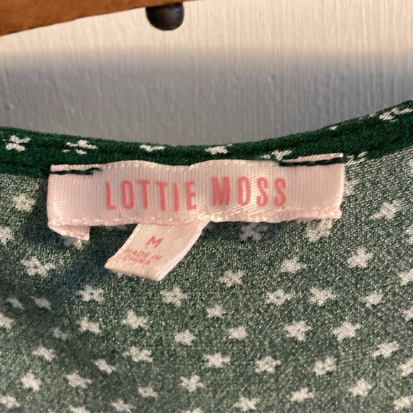 Size Medium Lottie Moss Green Top - Picture 2 of 4